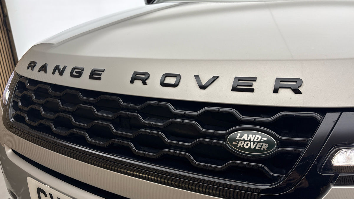 Land Rover Range Rover Evoque Image 24