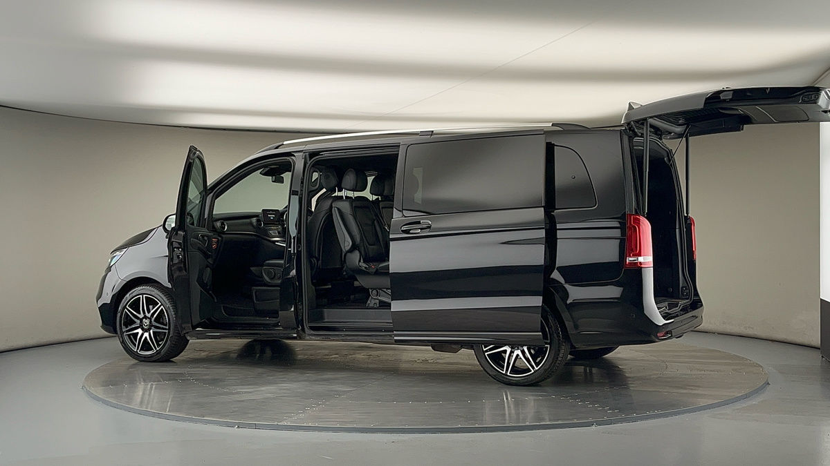 More views of Mercedes-Benz V Class