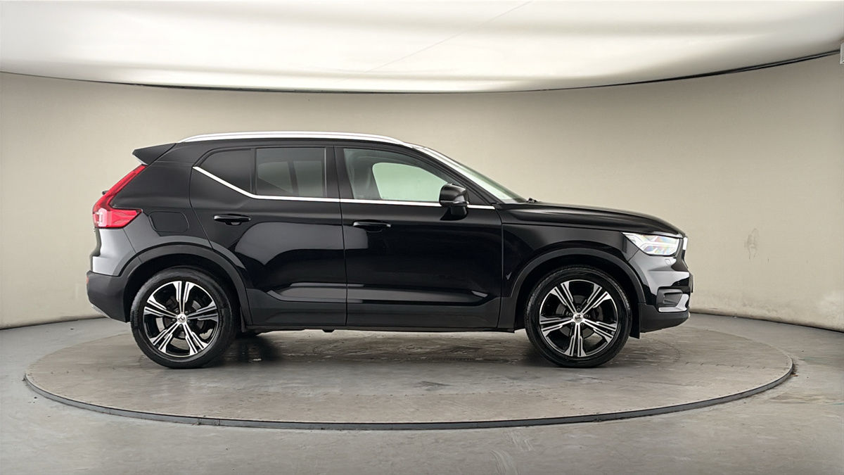 More views of Volvo XC40