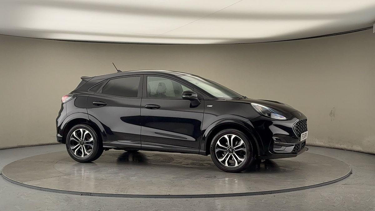 More views of Ford Puma