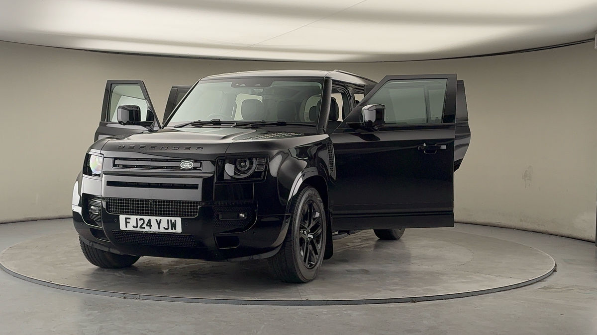 More views of Land Rover Defender 110