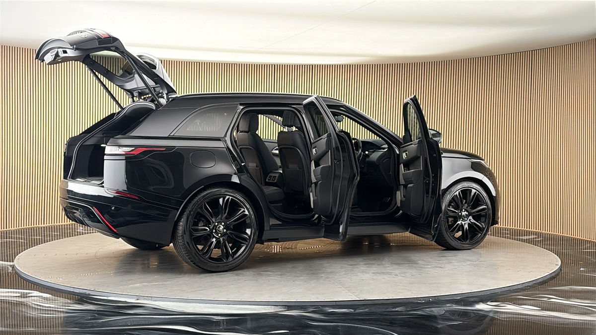More views of Land Rover Range Rover Velar