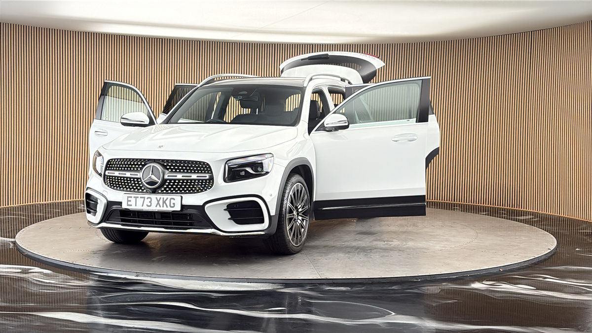 More views of Mercedes-Benz GLB