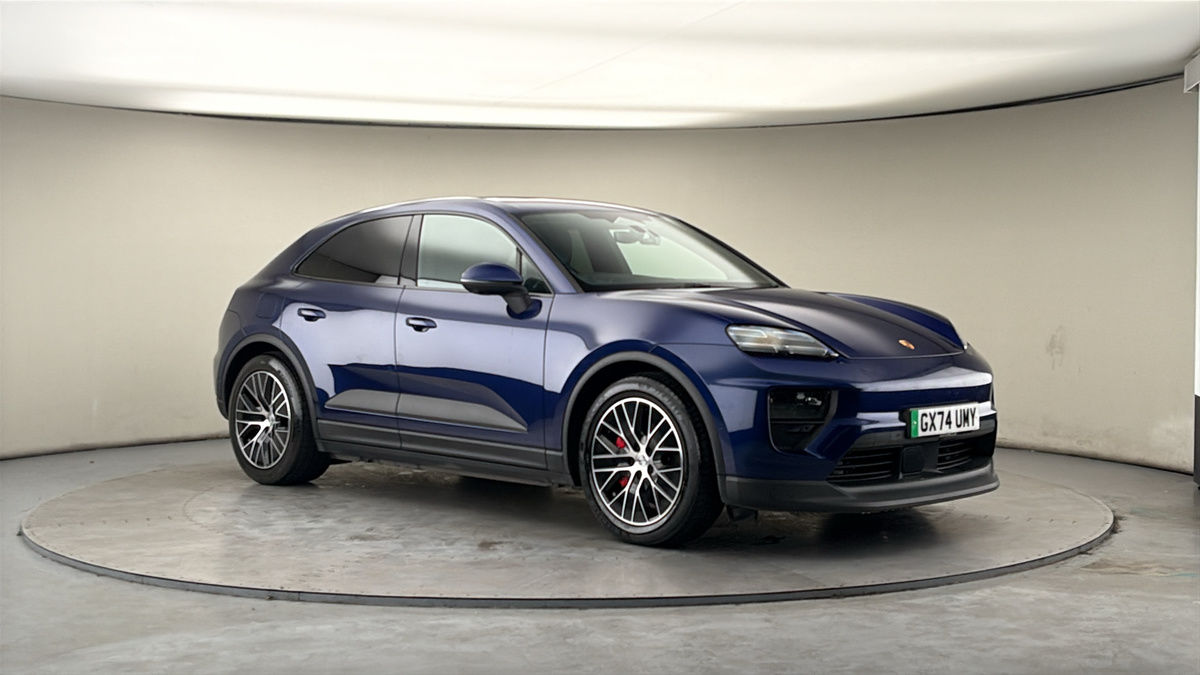 More views of Porsche Macan