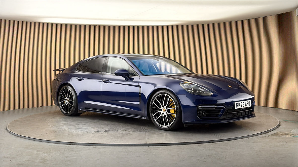 More views of Porsche Panamera