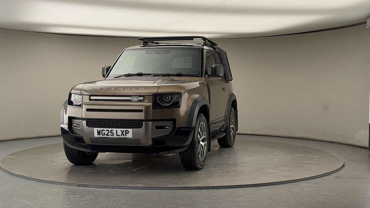 More views of Land Rover Defender 90