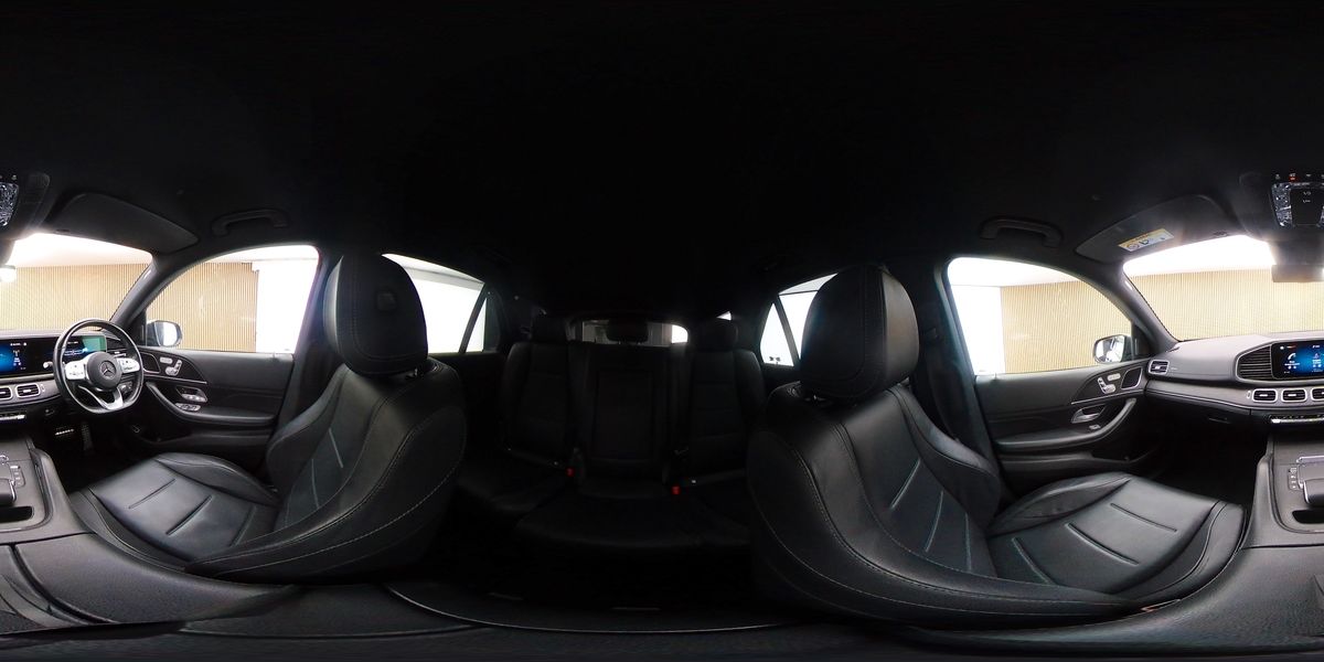 More views of Mercedes-Benz GLE