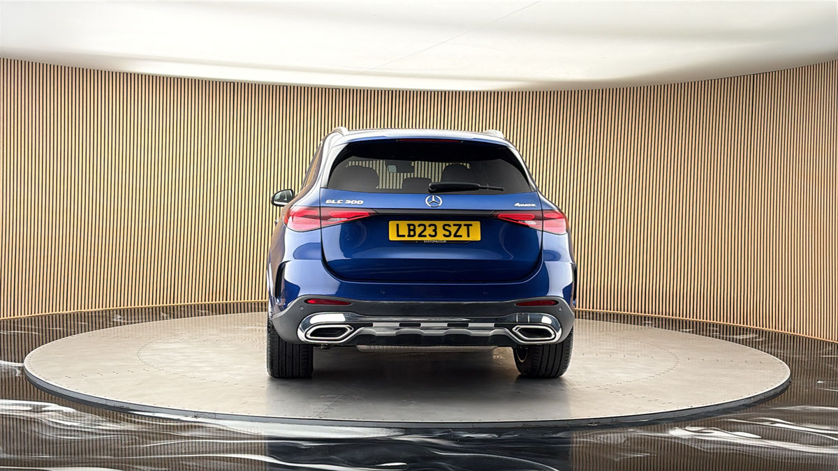 More views of Mercedes-Benz GLC
