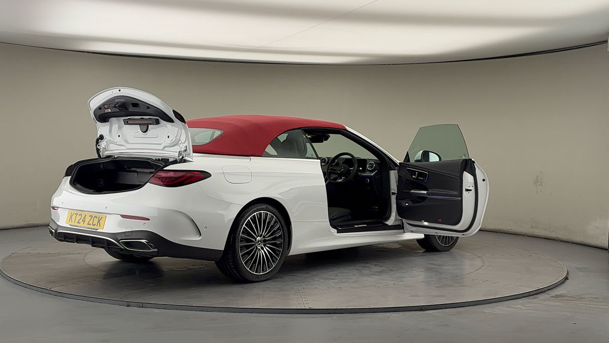 More views of Mercedes-Benz CLE