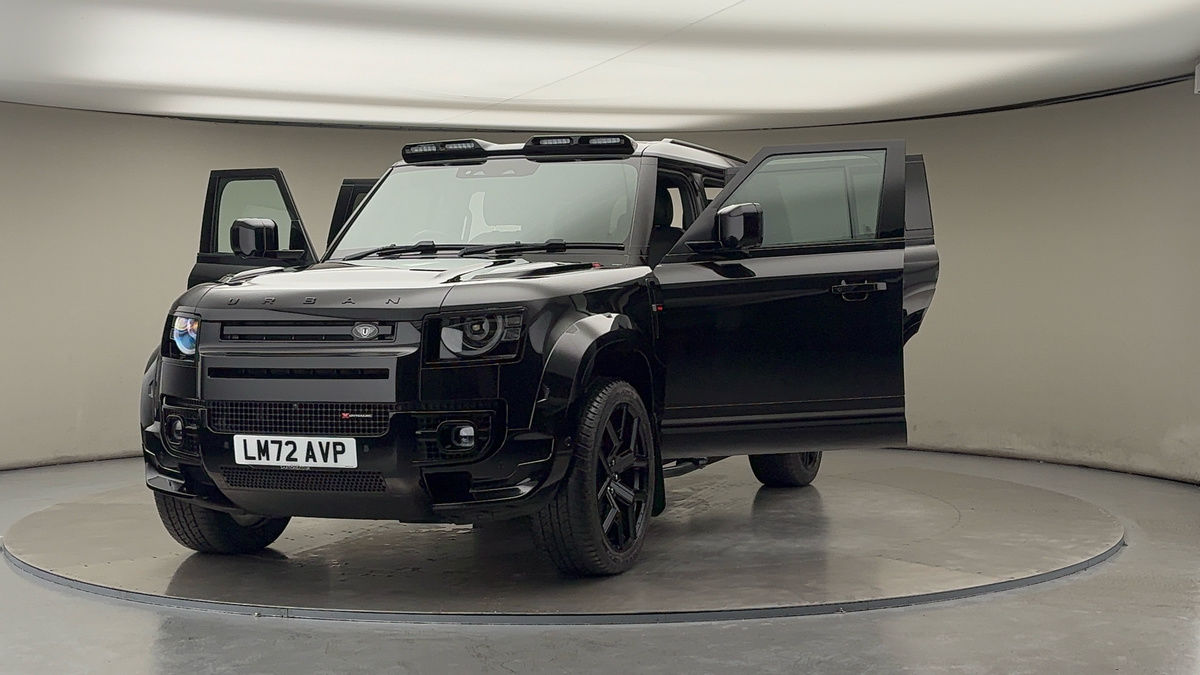 More views of Land Rover Defender 110