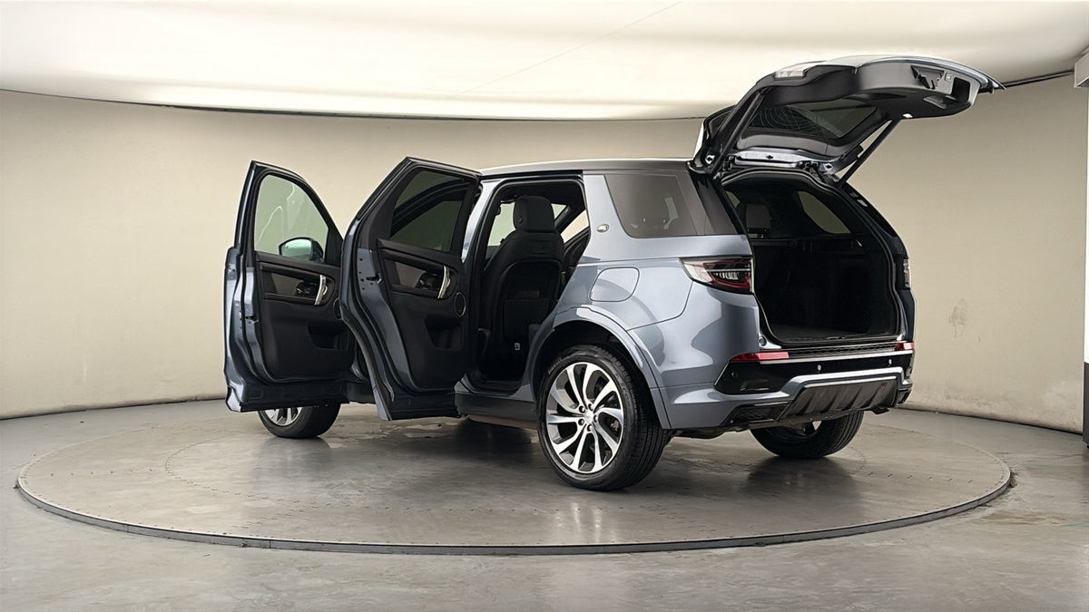 More views of Land Rover Discovery Sport