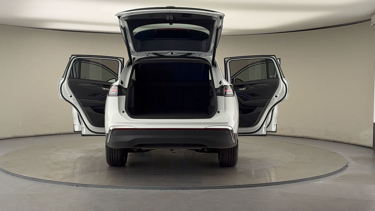 More views of Volkswagen Tiguan
