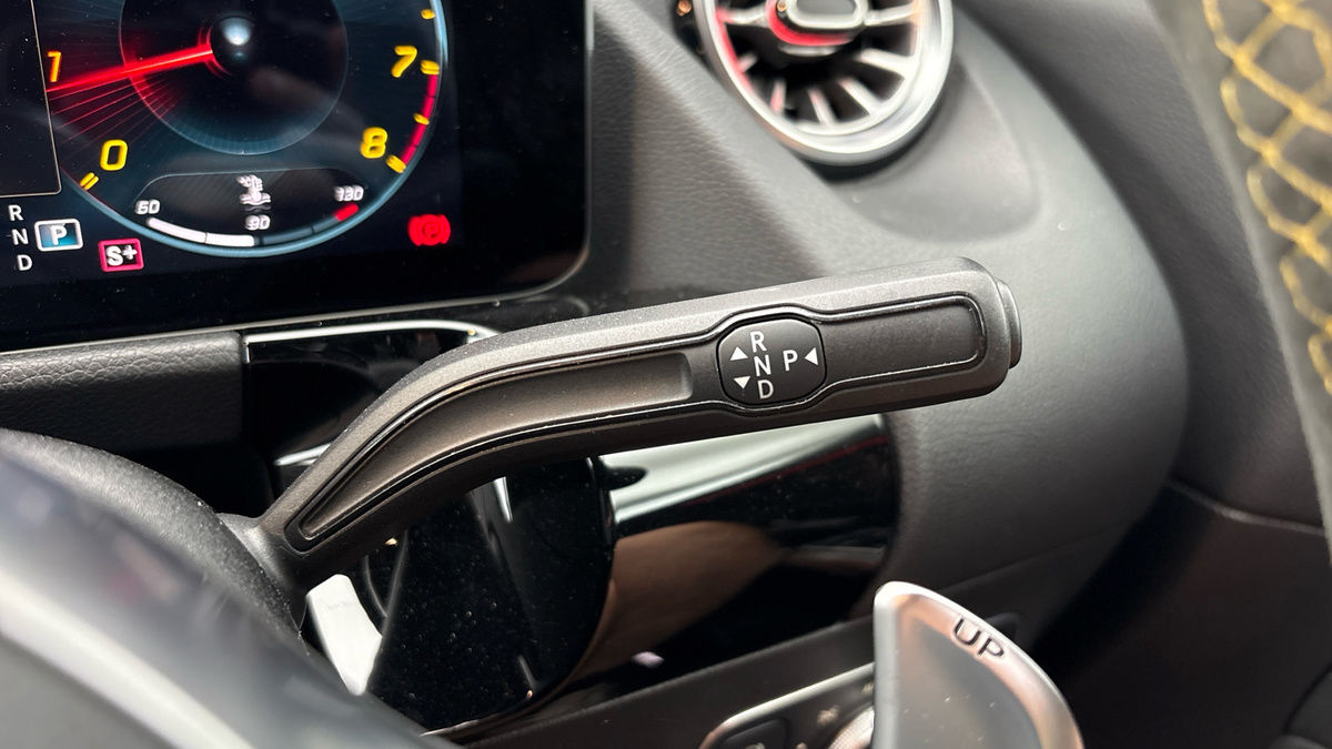 Mercedes-Benz GLA Image 37