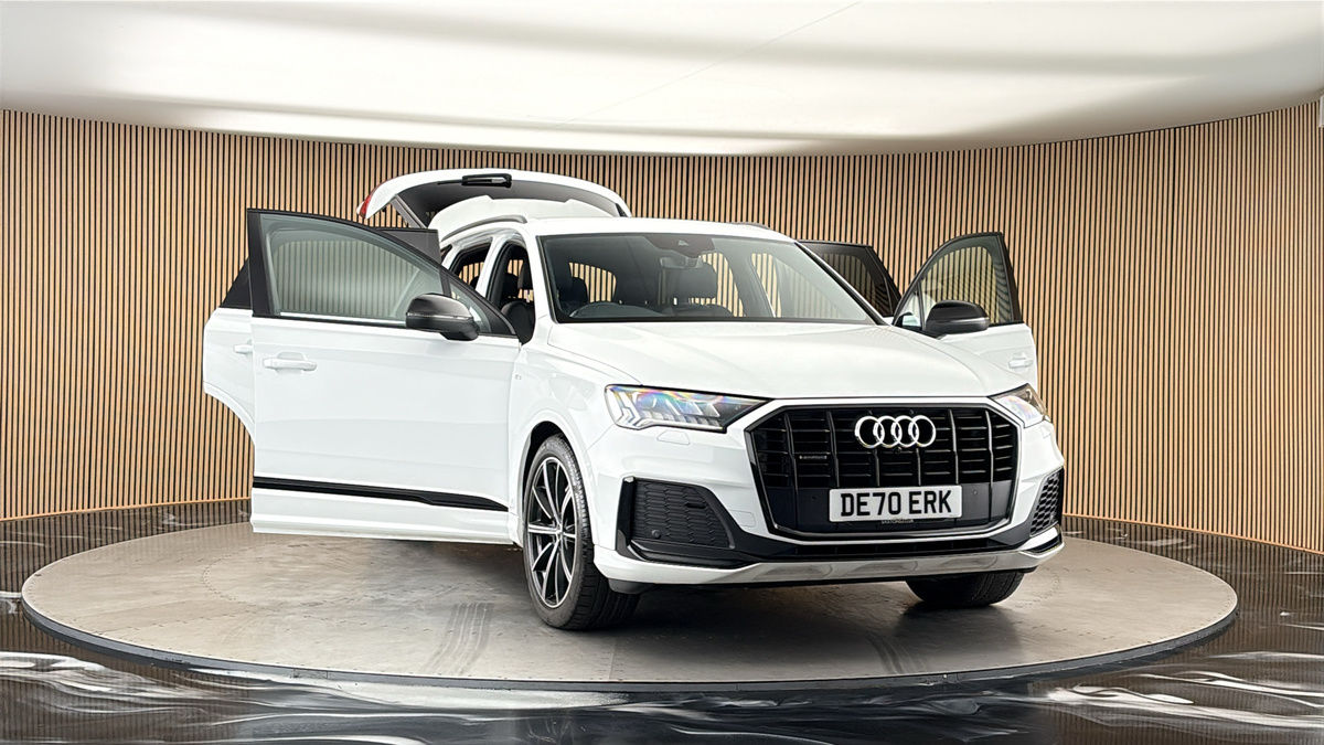 More views of Audi Q7