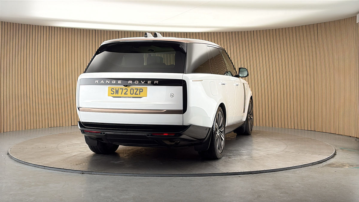 More views of Land Rover Range Rover
