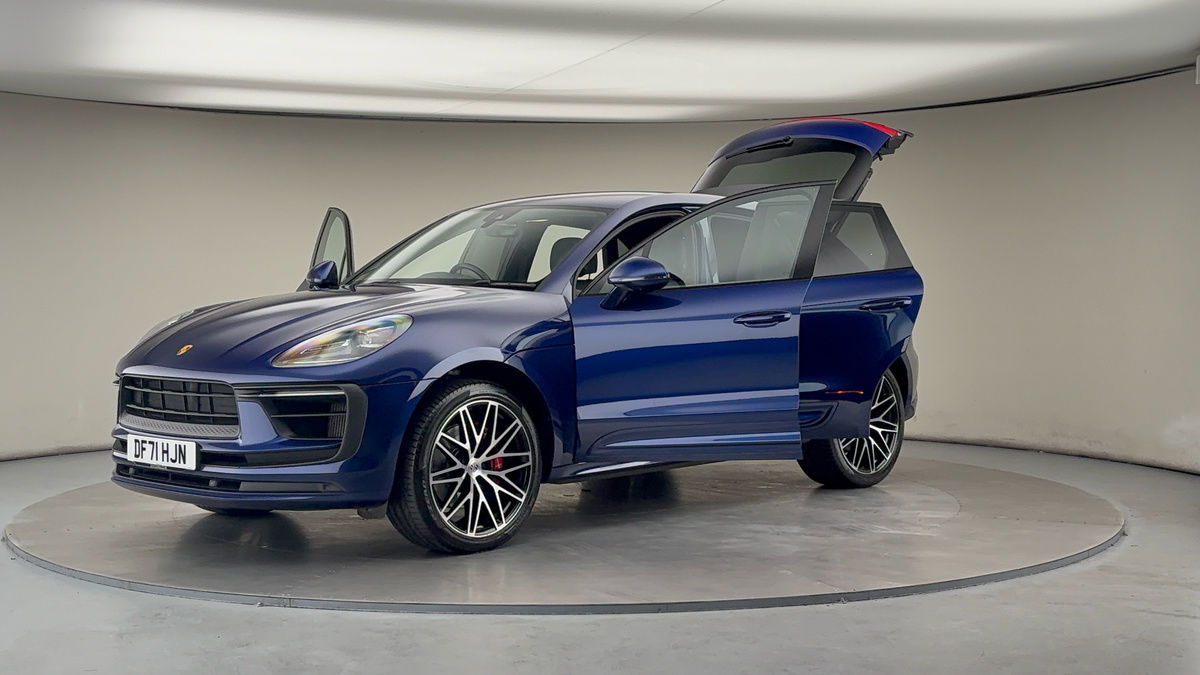 Porsche Macan Image 22