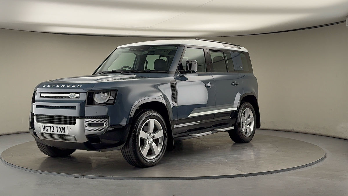 More views of Land Rover Defender 110