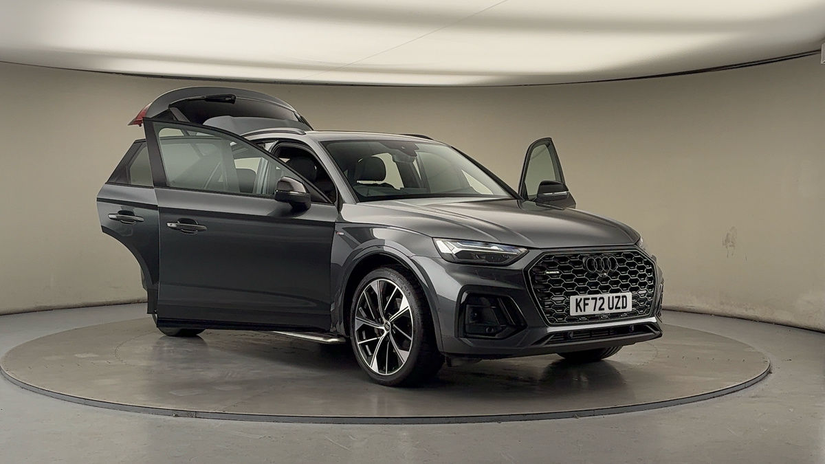 More views of Audi Q5