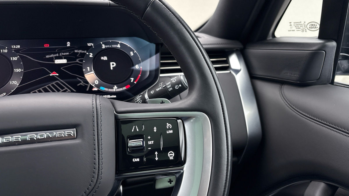 Land Rover Range Rover Image 14