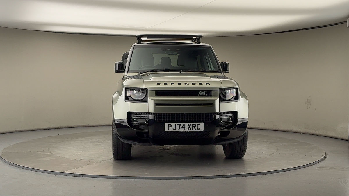 More views of Land Rover Defender 90