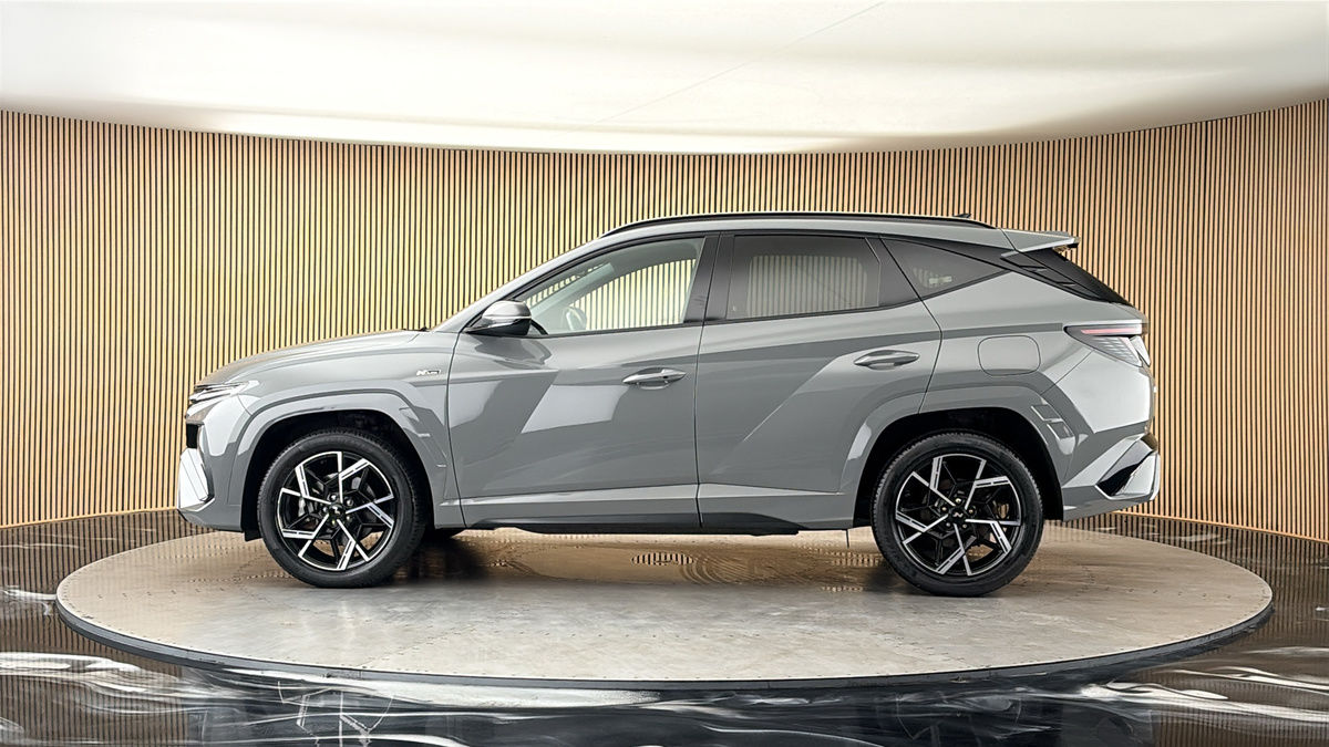 More views of Hyundai TUCSON