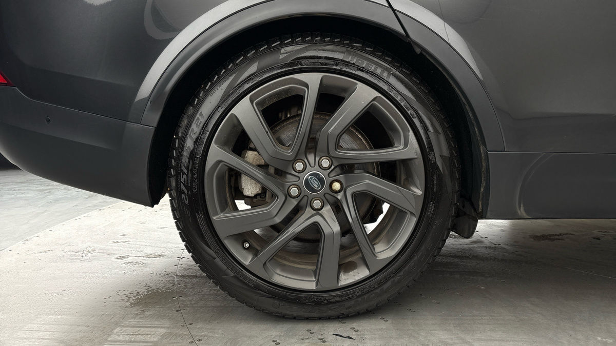 Land Rover Discovery Image 10