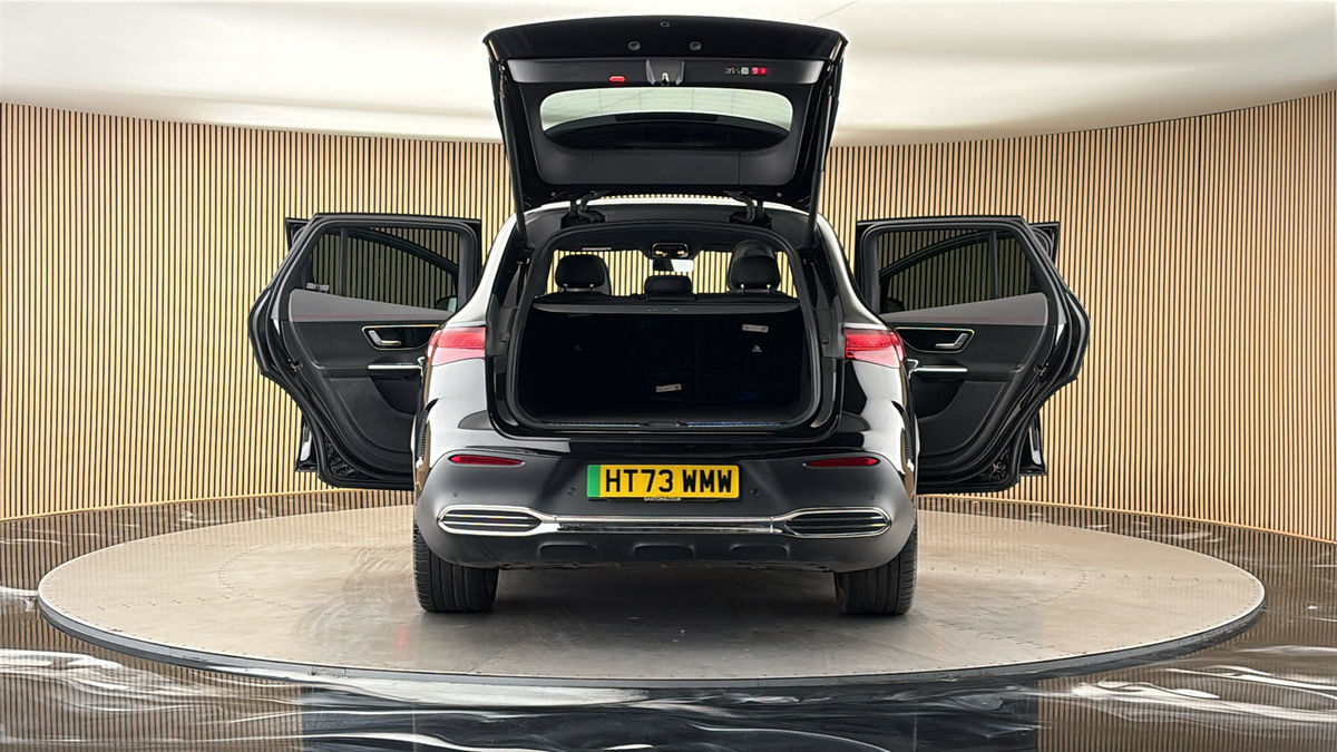 More views of Mercedes-Benz EQE