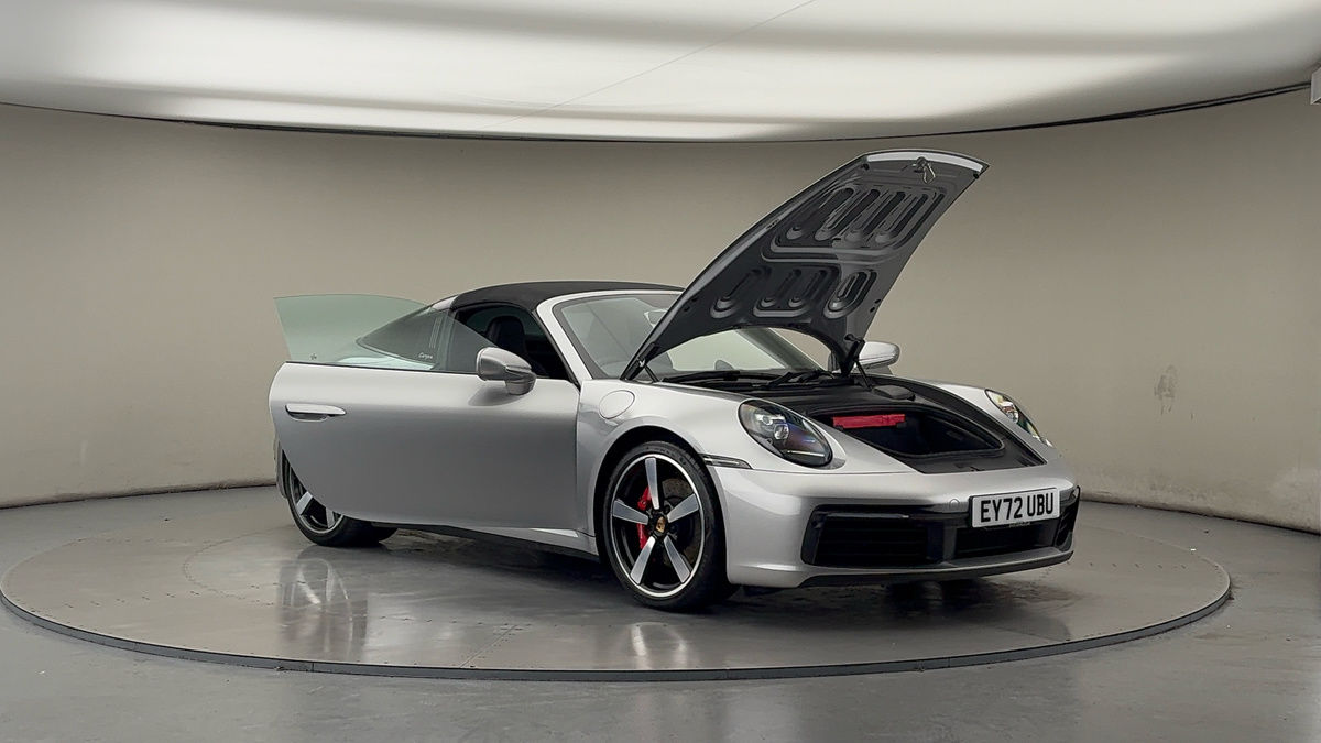 More views of Porsche 911