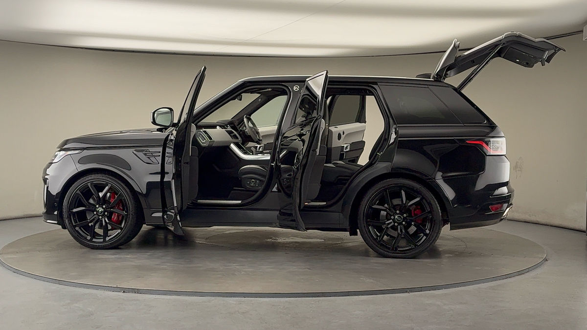 More views of Land Rover Range Rover Sport