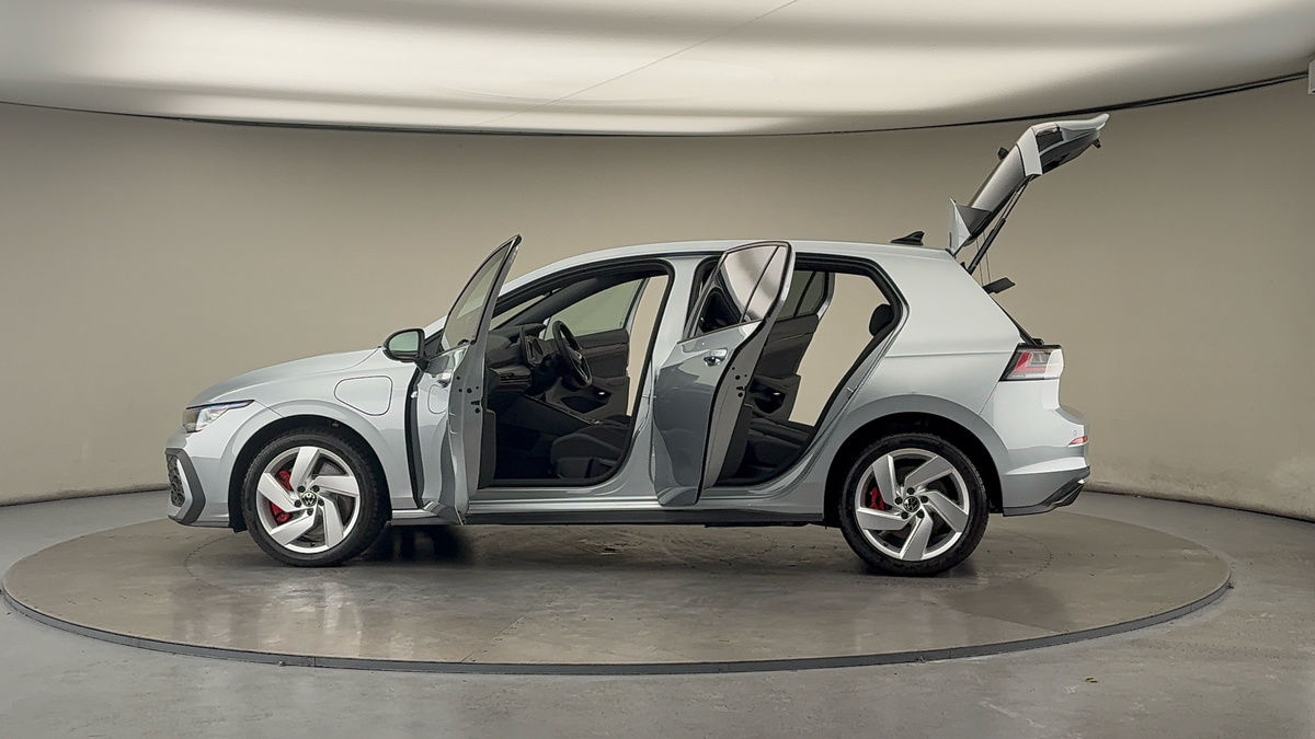 More views of Volkswagen Golf