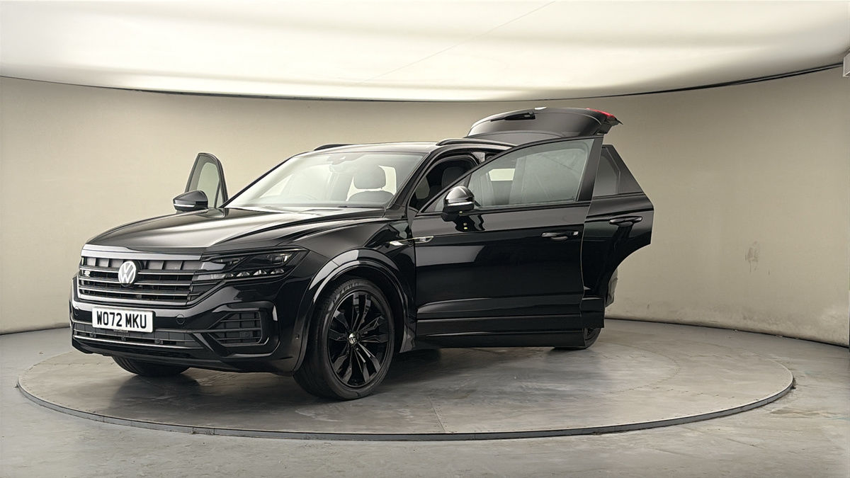 More views of Volkswagen Touareg