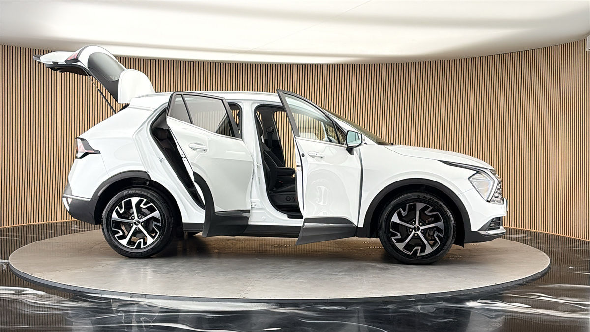 More views of Kia Sportage