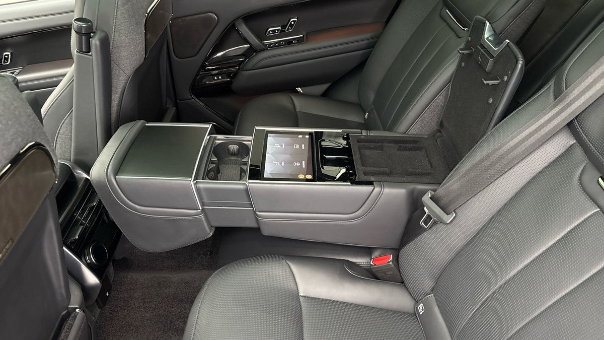 Land Rover Range Rover Image 9