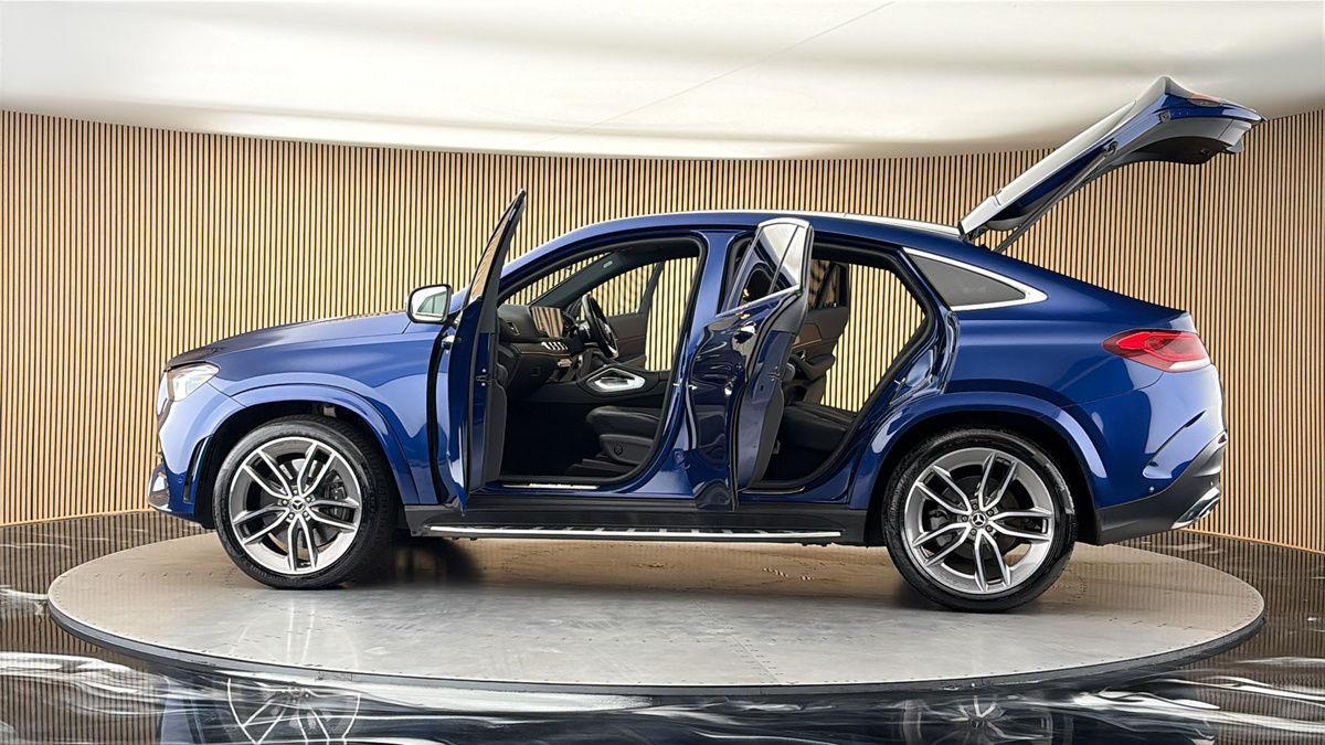 More views of Mercedes-Benz GLE