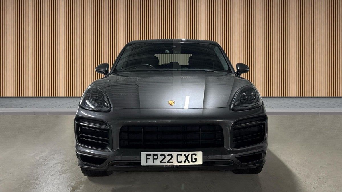 Porsche Cayenne Image 3
