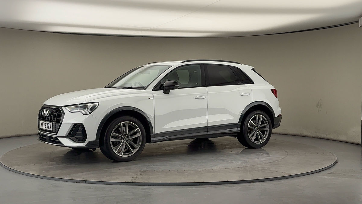 More views of Audi Q3