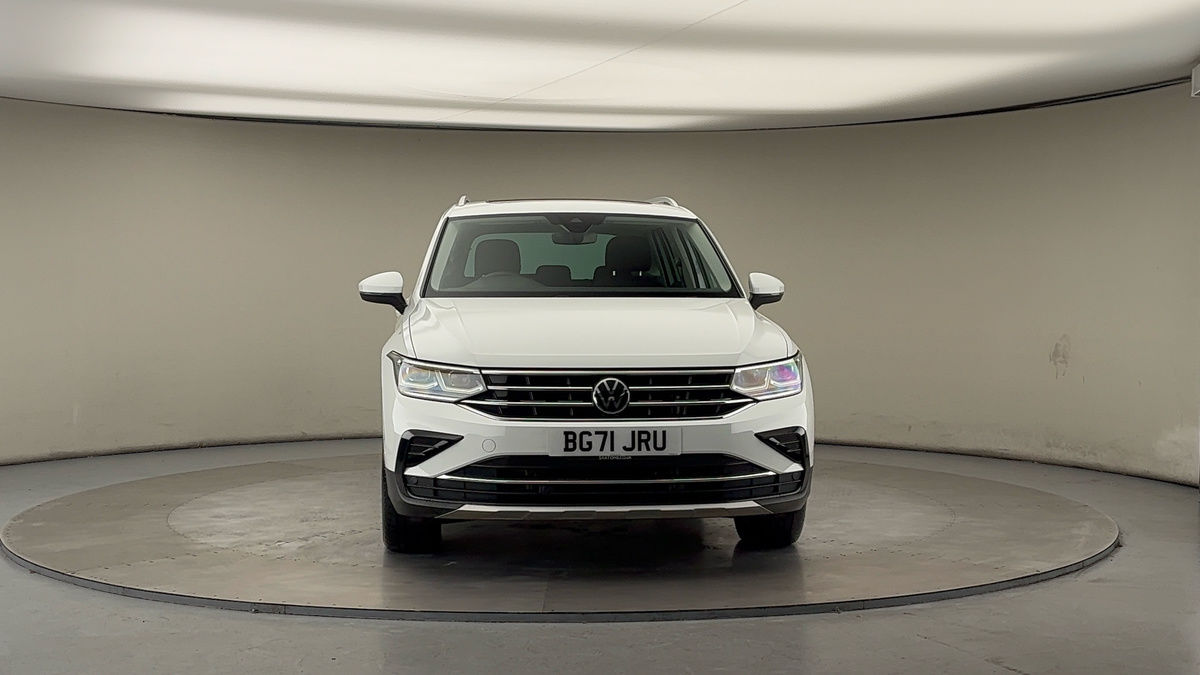 More views of Volkswagen Tiguan