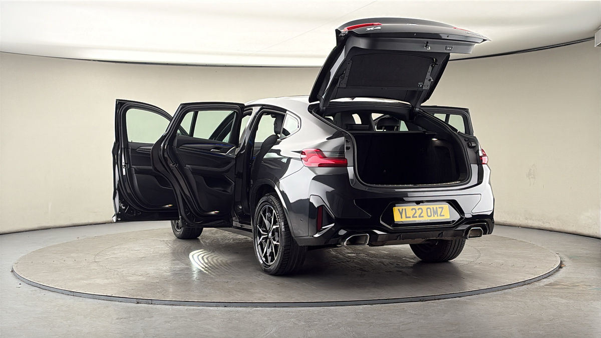 More views of BMW X4