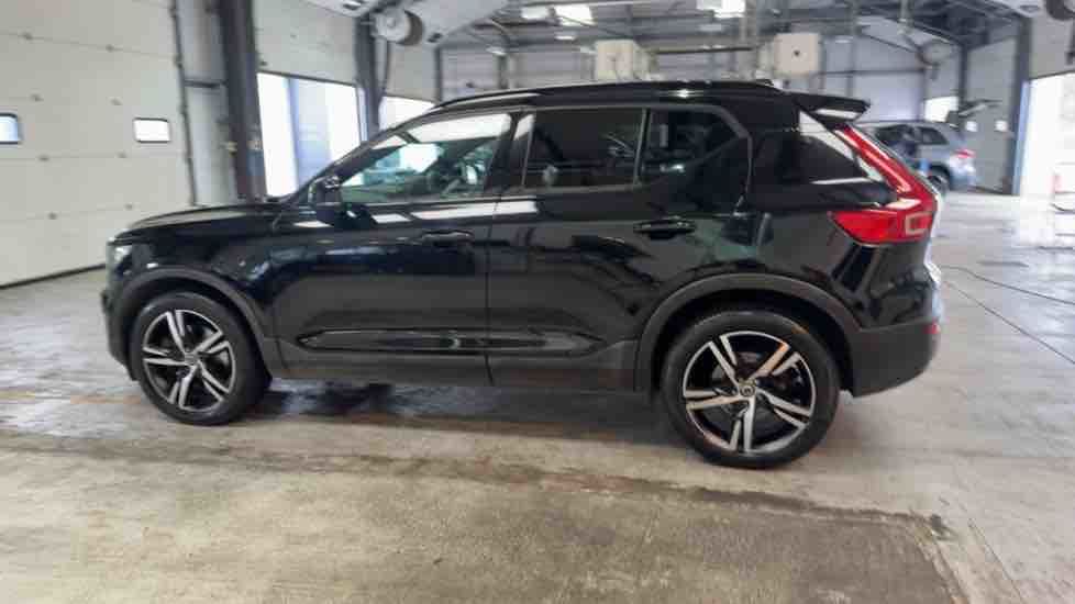 More views of Volvo XC40