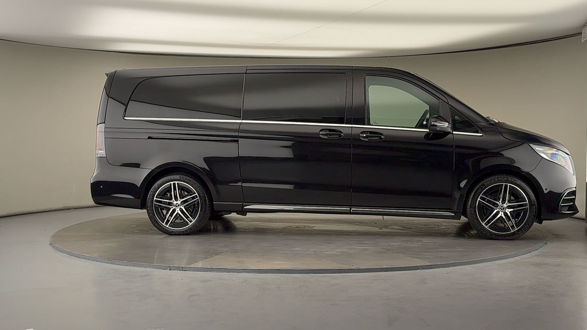 More views of Mercedes-Benz V Class