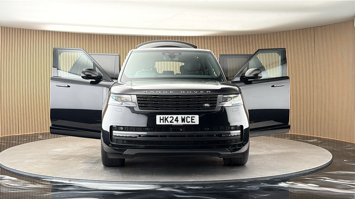 More views of Land Rover Range Rover
