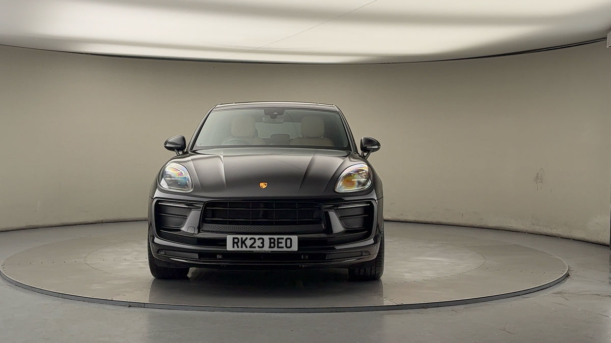 Porsche Macan Image 3