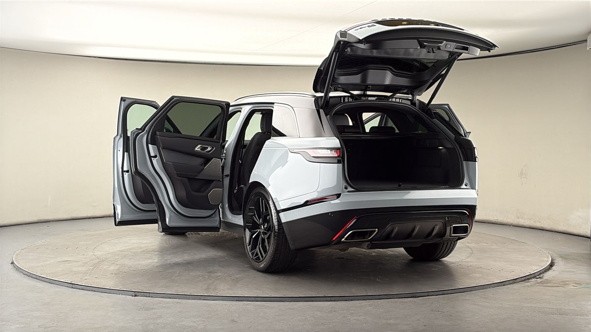 More views of Land Rover Range Rover Velar