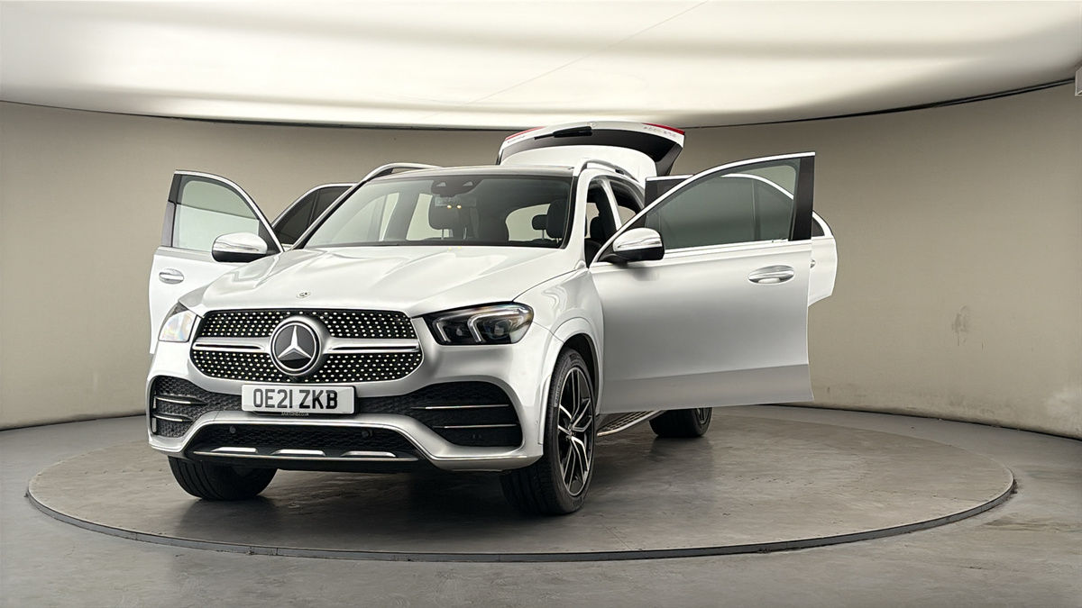 More views of Mercedes-Benz GLE