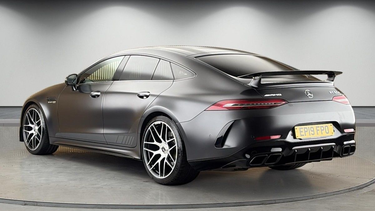 Mercedes-Benz AMG GT Image 2