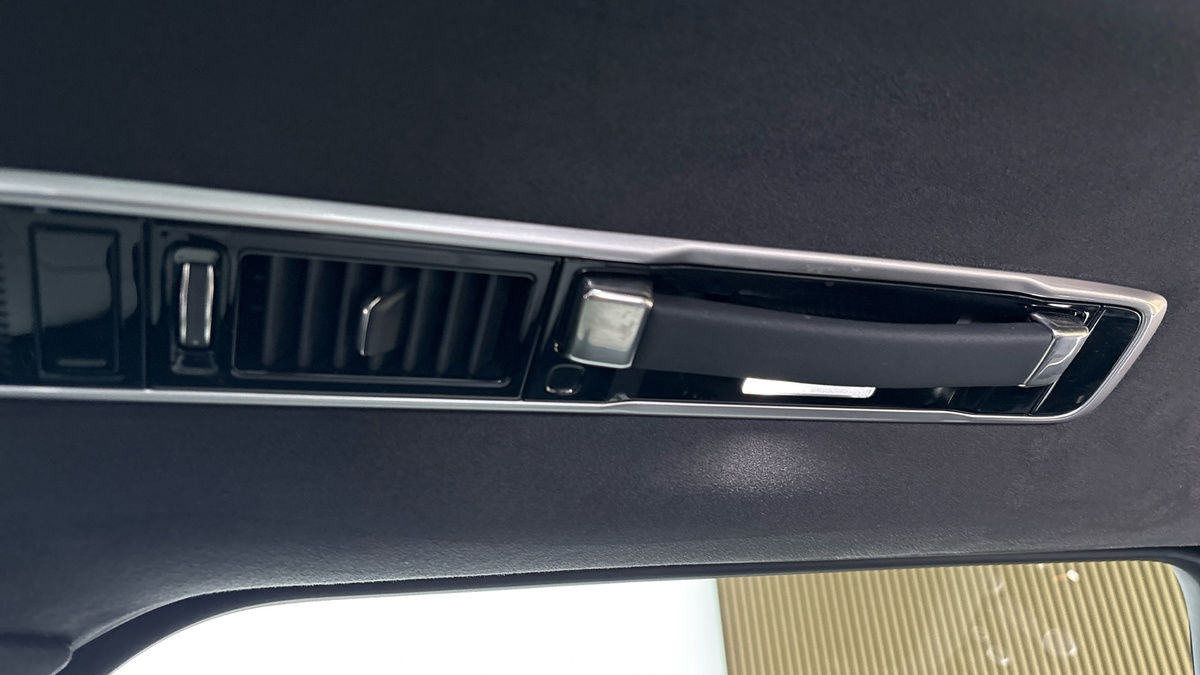 Land Rover Range Rover Sport Image 32