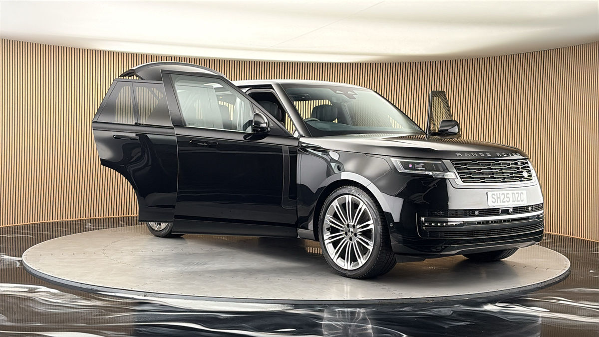 More views of Land Rover Range Rover