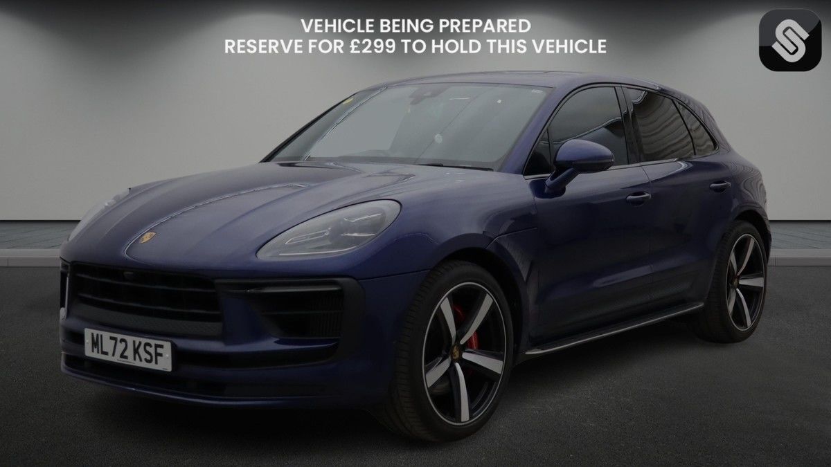 Porsche Macan Image 2