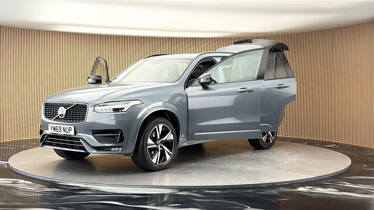 More views of Volvo XC90