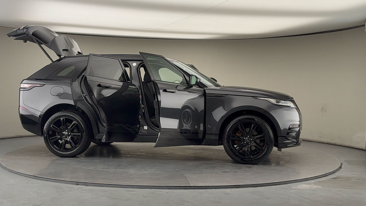 More views of Land Rover Range Rover Velar